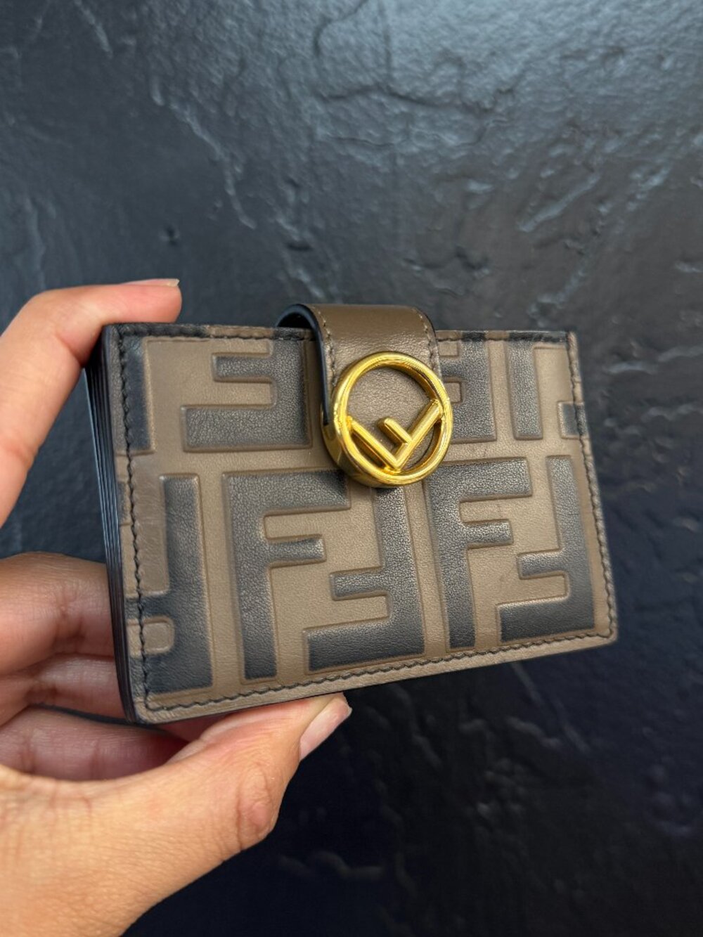 Fendi FF 1974 Embossed Leather Gusseted Card Holder Wallet Maya Black Italy